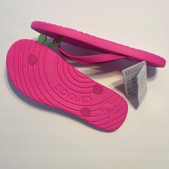 Crocs Pink Flip Flops size 10 women’s New - Picture 5 of 5